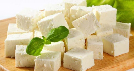 مزیت مصرف روزانه پنیر برای ورزشکاران