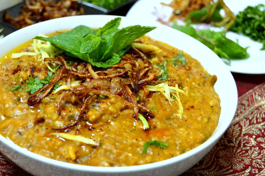 bowl-of-ash-tarkhineh-with-fried-onion-mint-and-ginger